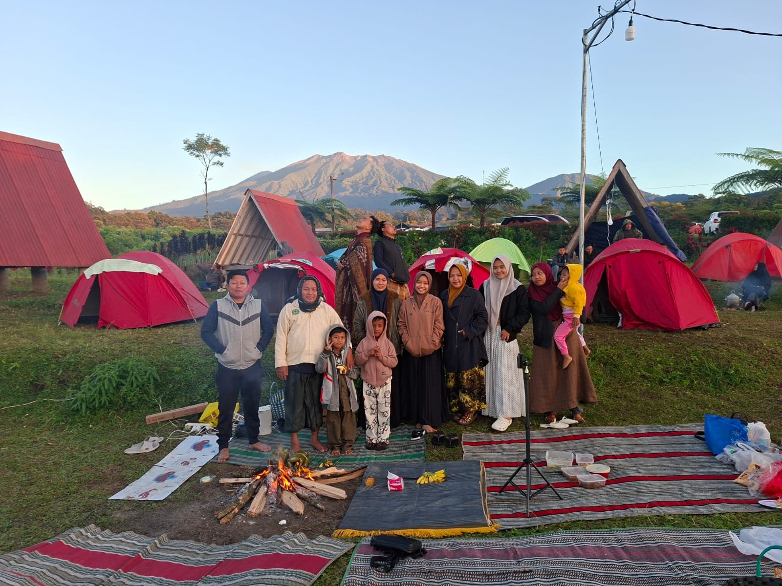 Pererat Kebersamaan, MA Al Imarah Gelar Family Gathering Hangat di Telunjuk Raung**