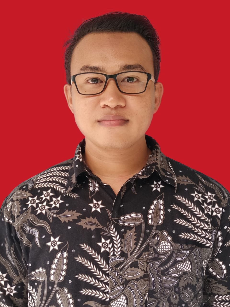 LUTFIN NADHIM, S.Pd.I